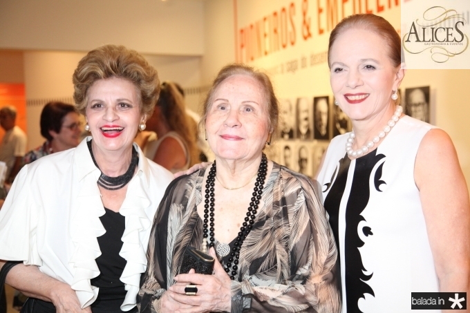 Ana e Heloisa Juacaba e Celina Queiroz
